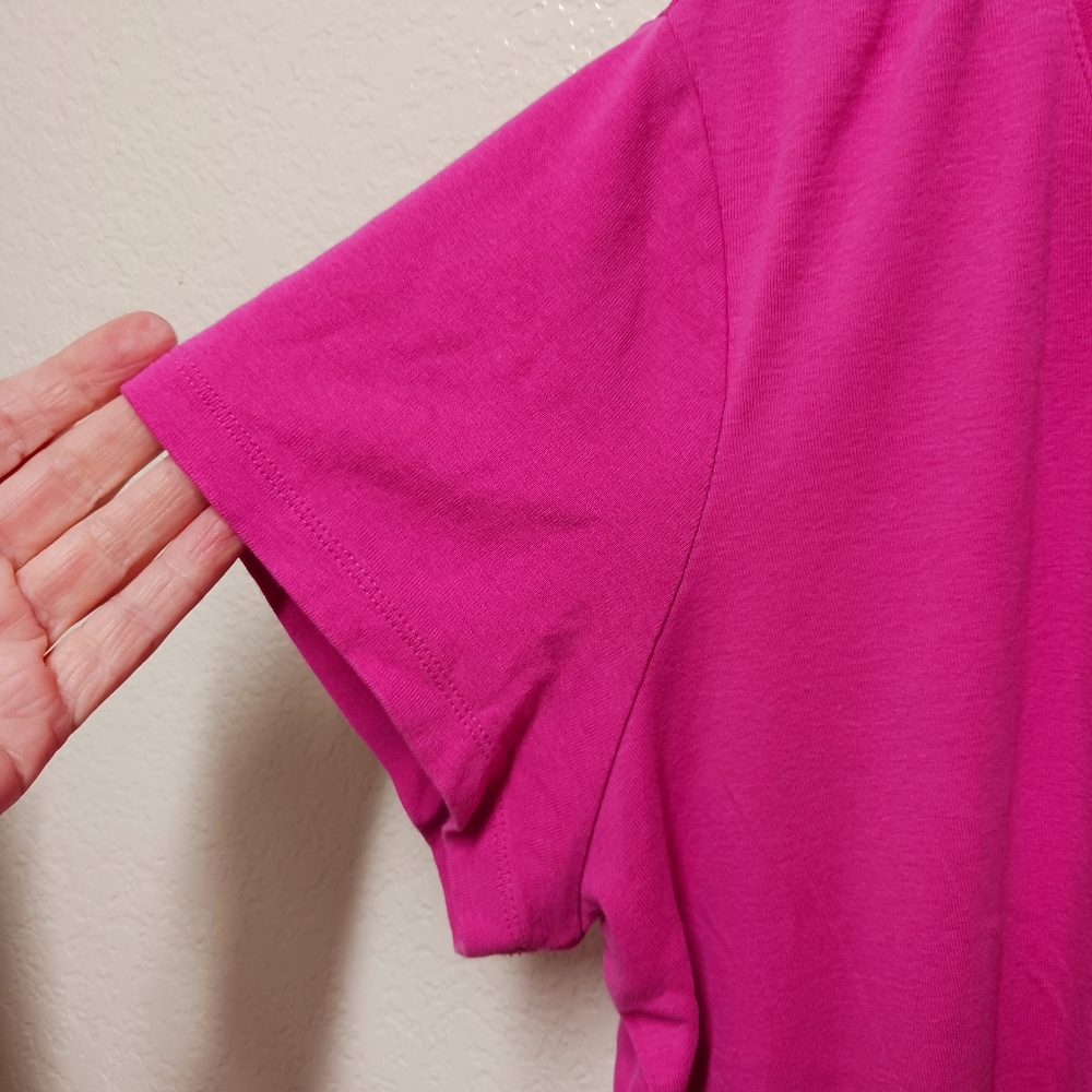 St. Johns Bay Pink Vneck T-shirt - Picture 3 of 4